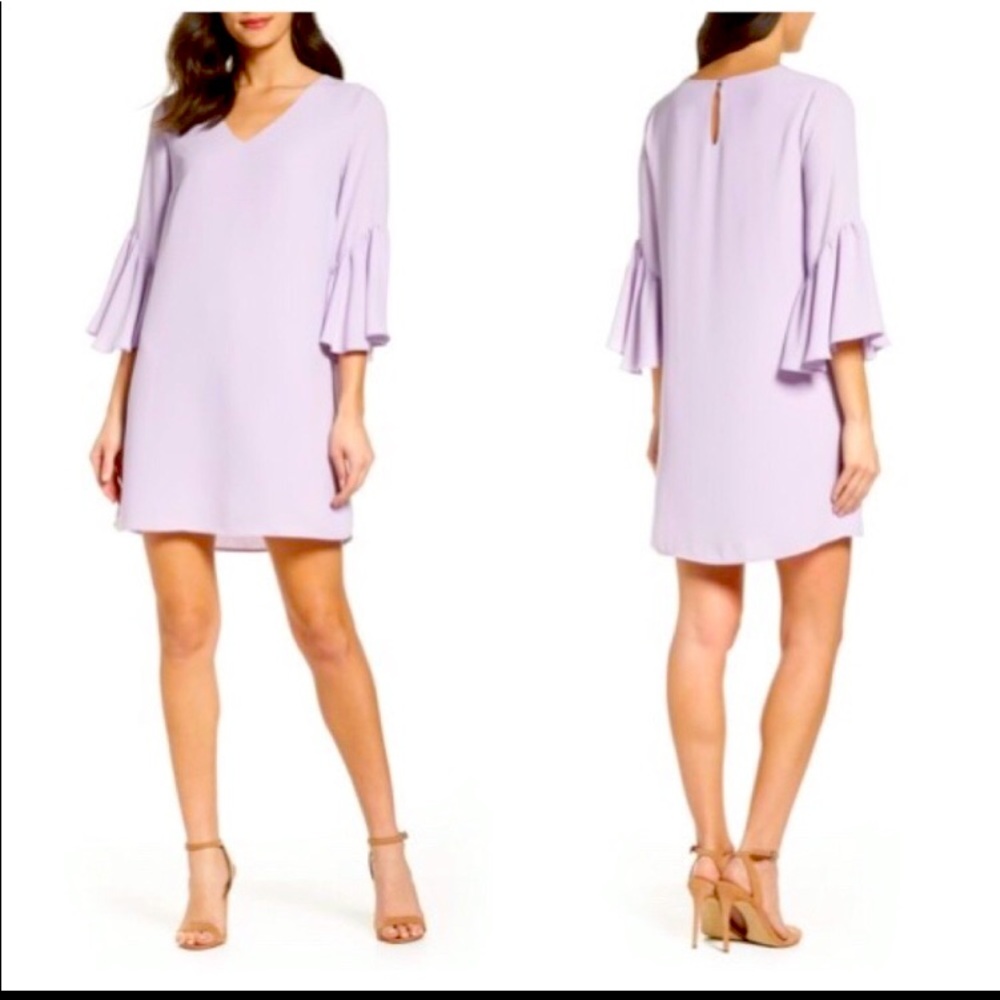 Chelsea 28 Bell Sleeve Shift Dress Size Medium